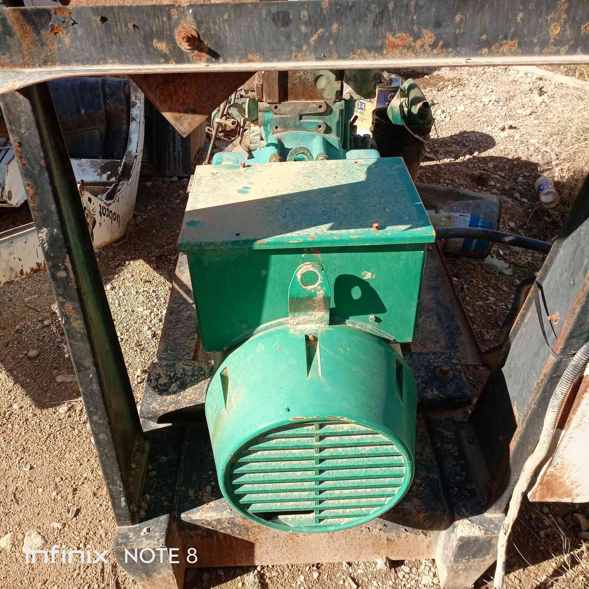 مولد فالفو للبيع حجمه 61 راس التوليد 75 كيفي سعر 24 ورقه وبيه مجال تصل على هاذه الرقم 
***********
***********
