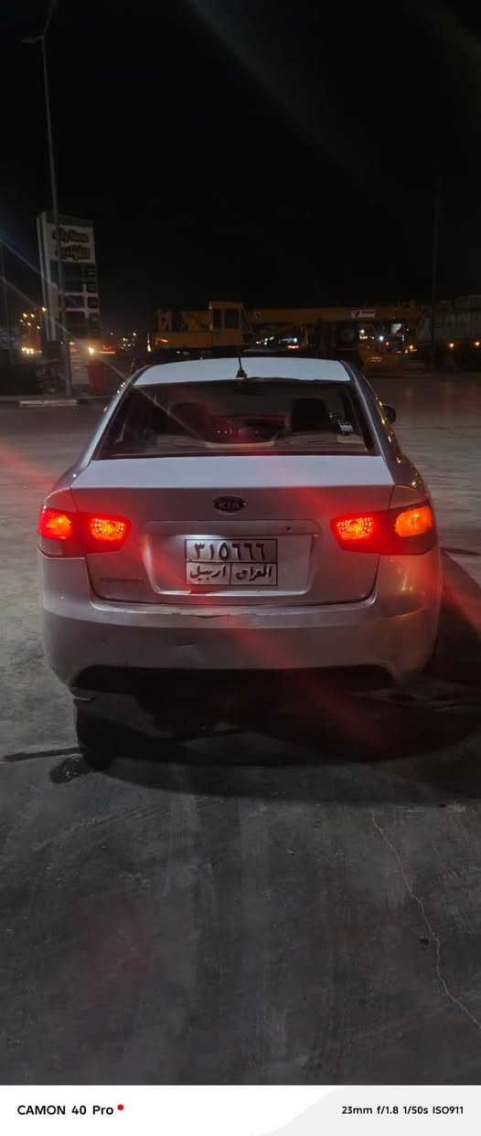 ياالله سيراتو موديل 13 خليجي بيه بينيد وقماره وجنطه وشويه باب وتكمه اثر جراد سياره حلوه وكاعده ترايك وين ماجان سياره مال عيشه مابيه اي نقص العنوان واسط قظاء العزيزية مكلف بنشر الاستفسار الاتصال على الرقم ***********
