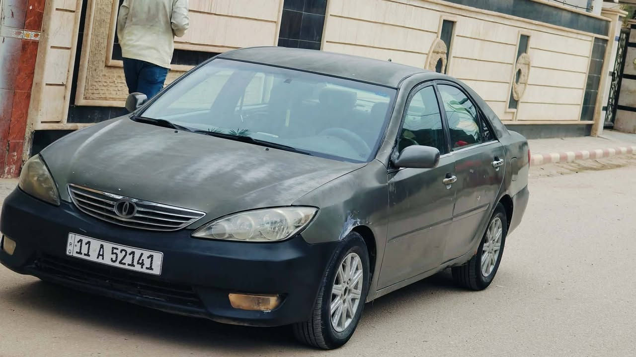 السلام عليكم
كامري 2005 امريكي للبيع  رقم بغداد جديد 
سنويه جديده باسمي 
السعر 63 وبي مجال 
مكينه 4سلندر جديده العام شديتها
منظومه تبريد جديد 
الكير بي مشكلة بالتنمير 
السياره نقصها صبغ 
حداديه زينه 
داخل نظيف 
مكان السياره حله شارع 80 
للاتصال ***********
