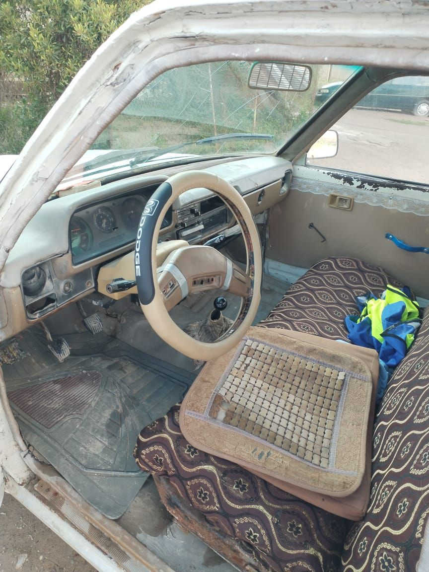 السلام عليكم بك اب هايلوكس 
٨٠ للبيع
تكريت القادسيه  سعر ٢٢  وببها مجال
سنويه ورقم
تحويل شرط للاستفسار الاتصال على الرقم ***********
