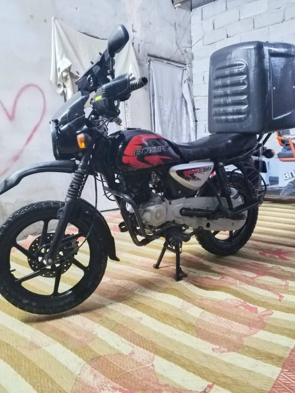 سلام عليكم دراجة بوكسر جبلي مديل2022 دراجة رقم تحويل ثاني يوم سعر 2200وبيهة مجال للستفسار ***********

