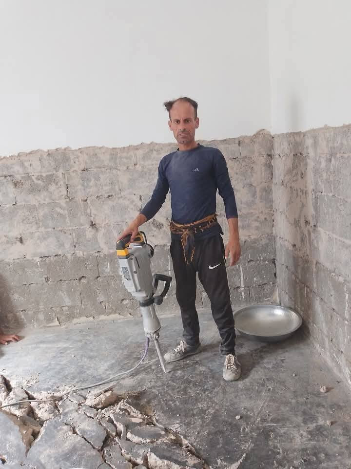 سلام عليكم  / يوجد كادر عمل جاهز/ تصعيد مواد/ تنضيف بيوت/ تفليش/ تكشيط/ تنضيف حدائق/ دفن نهري  / شقلنه ليل ونهار   /ومعداتنه جاهز/ ماعليك بس تصال على رقم  /     *********** /
