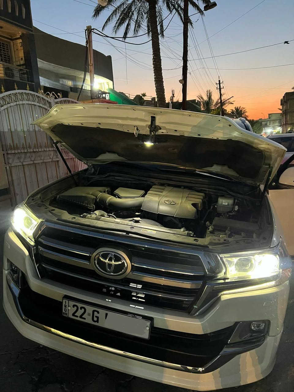 لاندكروز شركة جيهان 
 موديل 2019رقم اربيل السيارة بأسمي
احولها ثاني يوم. عداد 100الف 
 محرك 6 سلندر المعروف 
فتحة سلايد 
بصمة ابواب
كشن جلد تحكم كهربائي للسائق والراكب
تحكم ستيرن 
  ثلاجة 
واير ليس + نضام دفلوك 
اشاير ترحيب ليزري لكزز + لايت زينون 
اضوية ليزري بالدوسات حساس امامي خلفي

السعر 49.000$ (490 ورقة فقط)
للتواصل 
***********
مكاني بغداد البلديات
