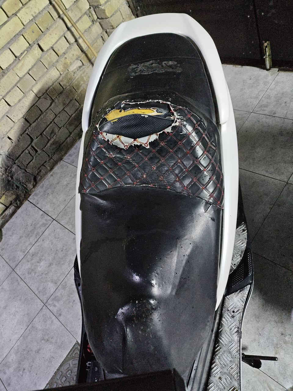 السلام عليكم من رخصت الادمن عندي دراجه ماجستا ياباني دبل رون محرك ربع دراجه حلوه كهربائيات كلها تشتغل دراجه بيه اوراق مال دخول للعراق كمرك قديم السعر 400 ألف مكاني الفلوجة


**إذا كنت صاحب هذا الإعلان وتريد حذفه لأي سبب، رجاءا أرسل رسالة إلى الدعم الفني**