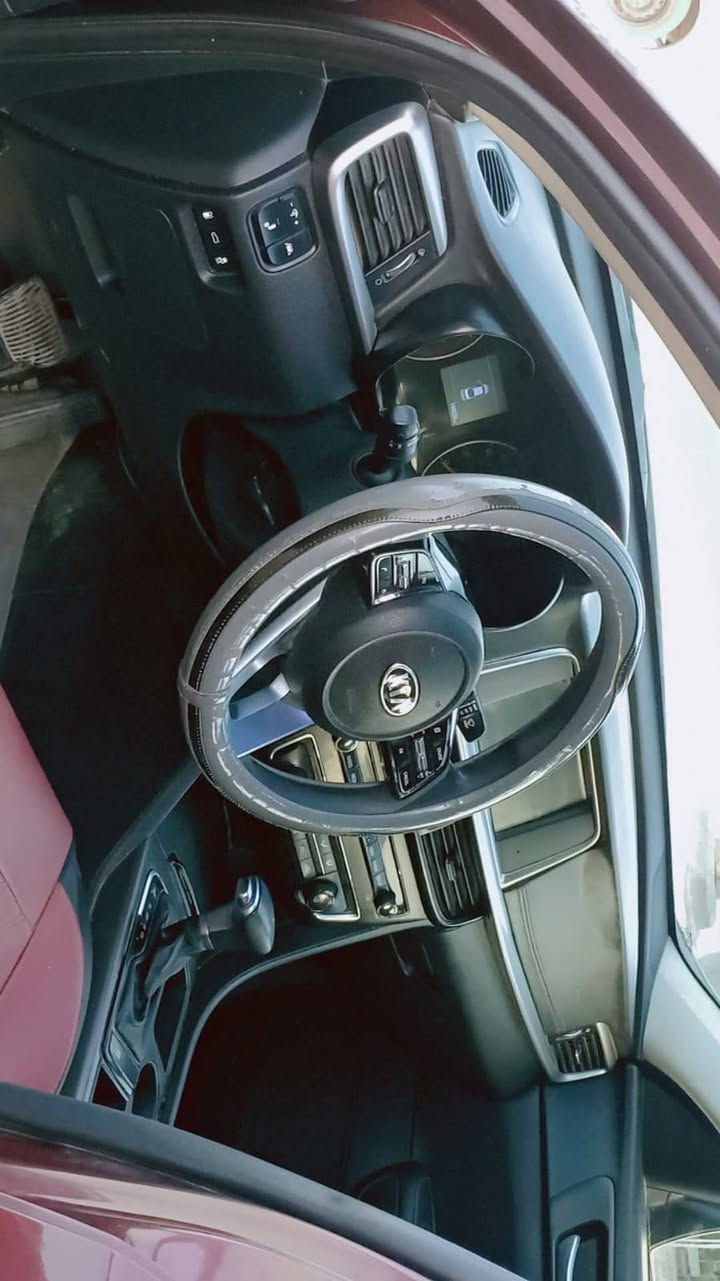 اوبتما موديل ٢٠ رقم بابل سياره جاهزه وجديده وحلوه مكانها حله بابل 
معرض الخفاجي لتجاره السيارات الحديثه 
ترهم بمقدمه 90 ورقه والباقي اقساط 
للستفسار***********
