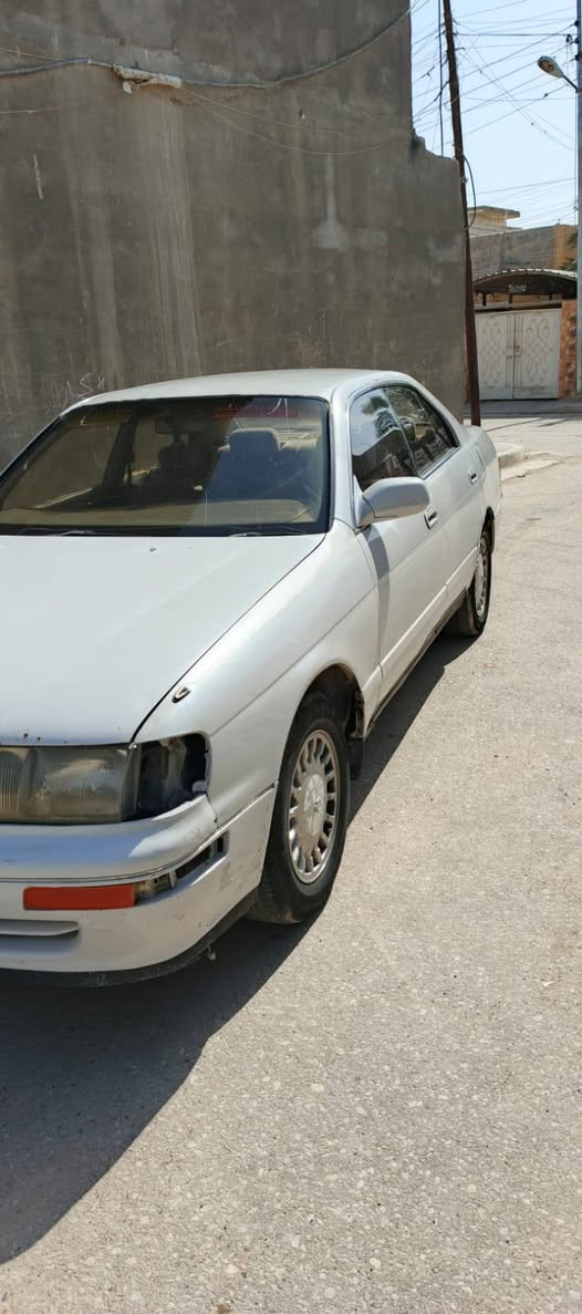 بطة للبيع موديل ١٩٩٢ السيارة حلوة يحتاج الها تلحيظات بسيطة رقم نجف مكان السيارة البصرة القرنة السعر 50 ورقة الاتصال على الهاتف ***********
