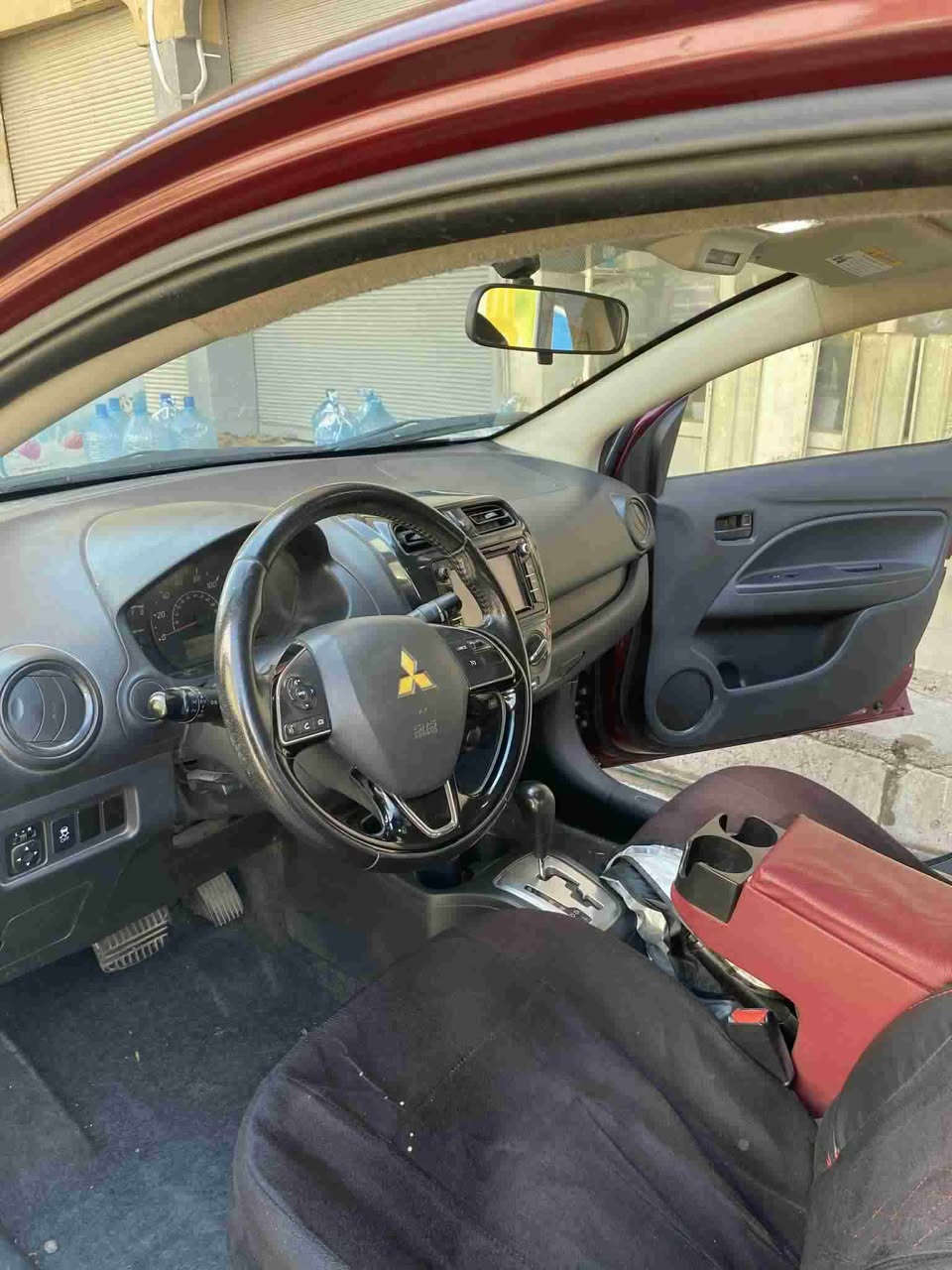 میراج ٢٠١٨

تەحدید سەورعەیە
شاشە ئایپادە 
کامیرەیە 
سوکان ڤولیومە 
چوار جام کارەباییە 
١٠٠ هەزار غەرامەی لەسەرە 
سەنەوی بەسەرچووە 
رەقەم باریکە 
دوو پارچەی سبوغە 
چاملغ و بۆنیتی سبوغە 
دەرگای سەکنی بستەک تەعدیلە 
لە هەولێرم 
ژ.م: ***********
نرخی ٨٤ وەرەقە و مەجالەکی برایانە Singapore
