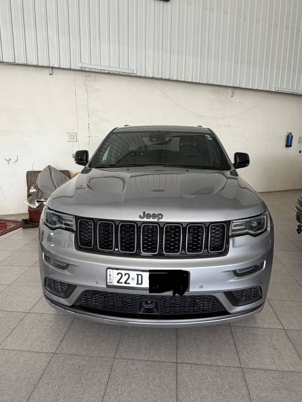 سلام عليكم ورحمة الله وبركاته من رخصة الإدمن 
جيب s موديل 21  كفاله عامه من كل شى تغليف بجم بيبيف ماشيه 44 ميل  رادار امامي جكات بنرامه سياره كامله مواصفات اعله فئه  مكان رمادي سعر 340 بي مجال  قليل  شراي يتصل ***********
