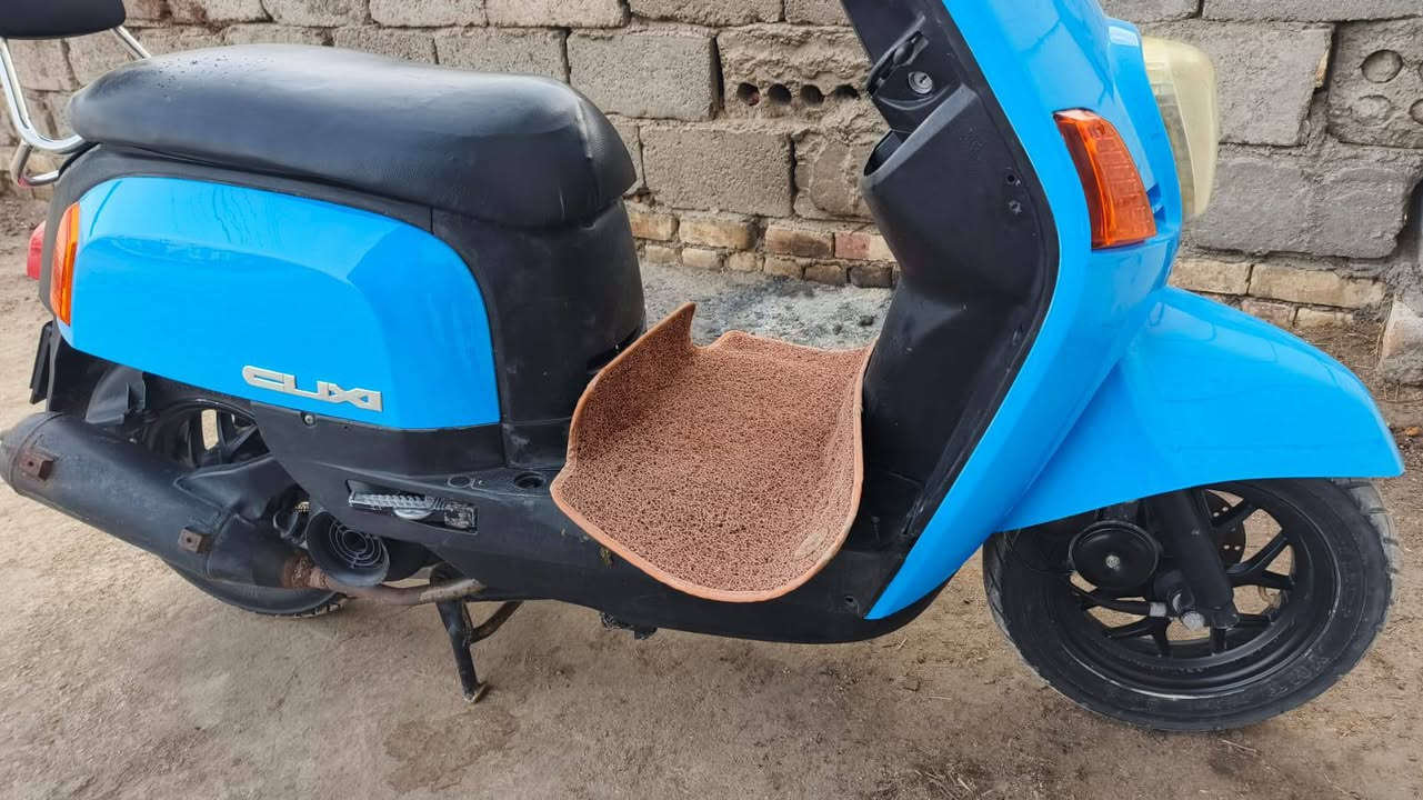 السلام عليكم بوليسي موديل 2008 شغاله سلف وهندر كهربائيات كامله شغاله مو شراي لا اتعامل السعر خاص مكاني كربلاء طويريج  شارع 40
*********** واتساب❤️❤️
