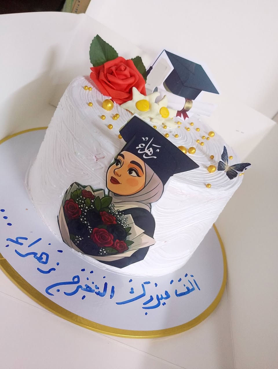 السلام عليكم كيك حسب الطلب العنوان الشعب حي البساتين ***********
