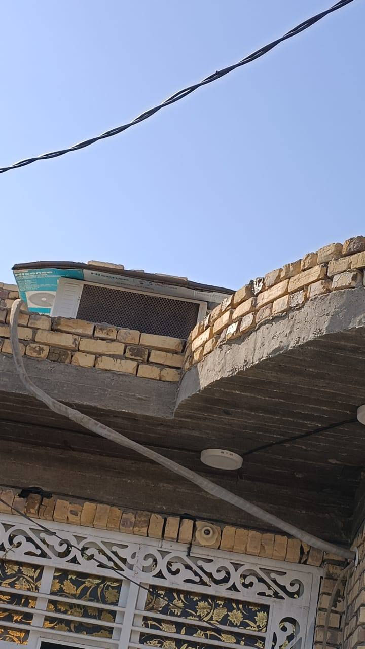 ذني سبلت وجربايه ميز مرايه مستعملات نضيفات للبيع *********** اتصل
