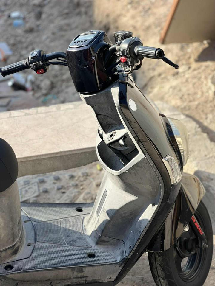 لبيع بوليس  نوزل جديد رمبه صال 5 شهر 
مدنيه الصدر ***********
