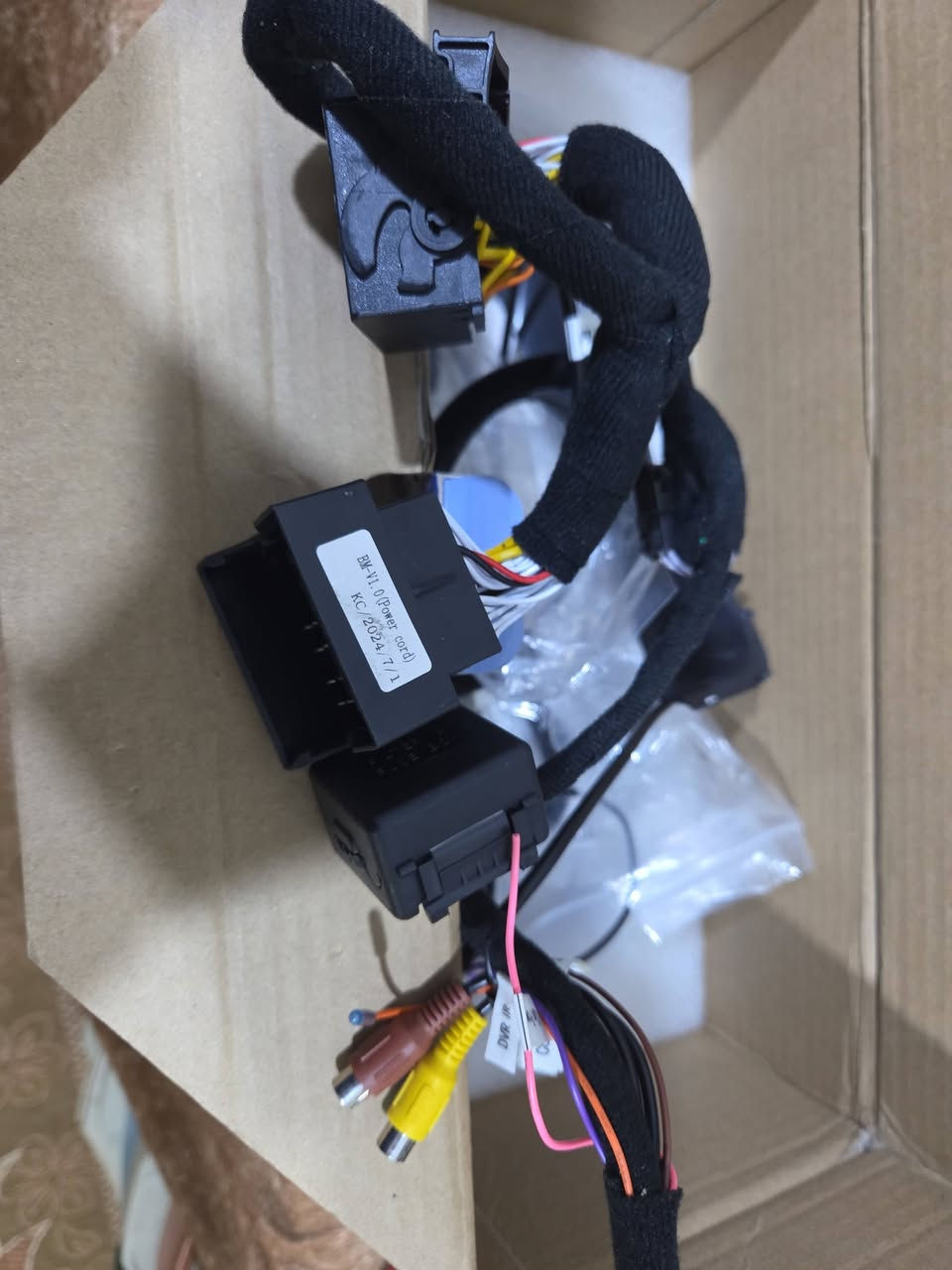 السلام عليكم
شاشه بهذه الشكل مال امزون.مستخدمه.نظام nbt.وهاي الموديلات الي ترهم عليها.السعر 100 الف.. بغداد سريع الدوره.***********
