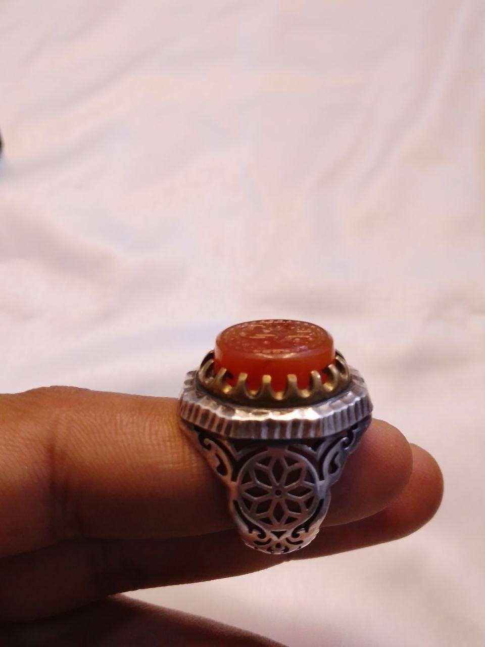 يالله
السلام عليكم ورحمة الله وبركاته

عقيق يماني مشمي طبيعي غير معالج صياغه يدويه

تحفه من العقيق اليماني


**إذا كنت صاحب هذا الإعلان وتريد حذفه لأي سبب، رجاءا أرسل رسالة إلى الدعم الفني**