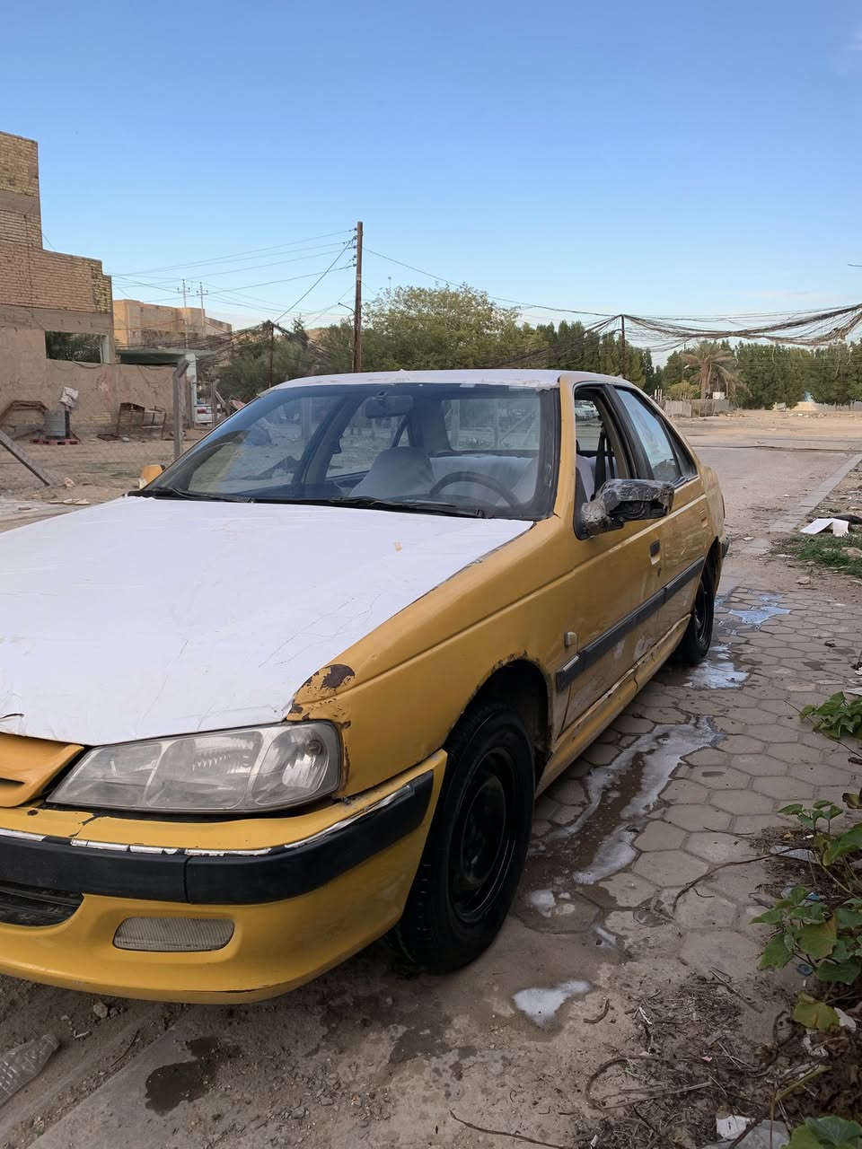 لسلام عليكم بارص 2015 رقم بابل الماني راعيه موجود  تمشي السياره وكولشي شغال بيه كهربايات وهورن وهل امور سعره 19 ورقه الرقم ***********
