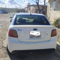 كيا ريو • ٢٠١١ • سميل