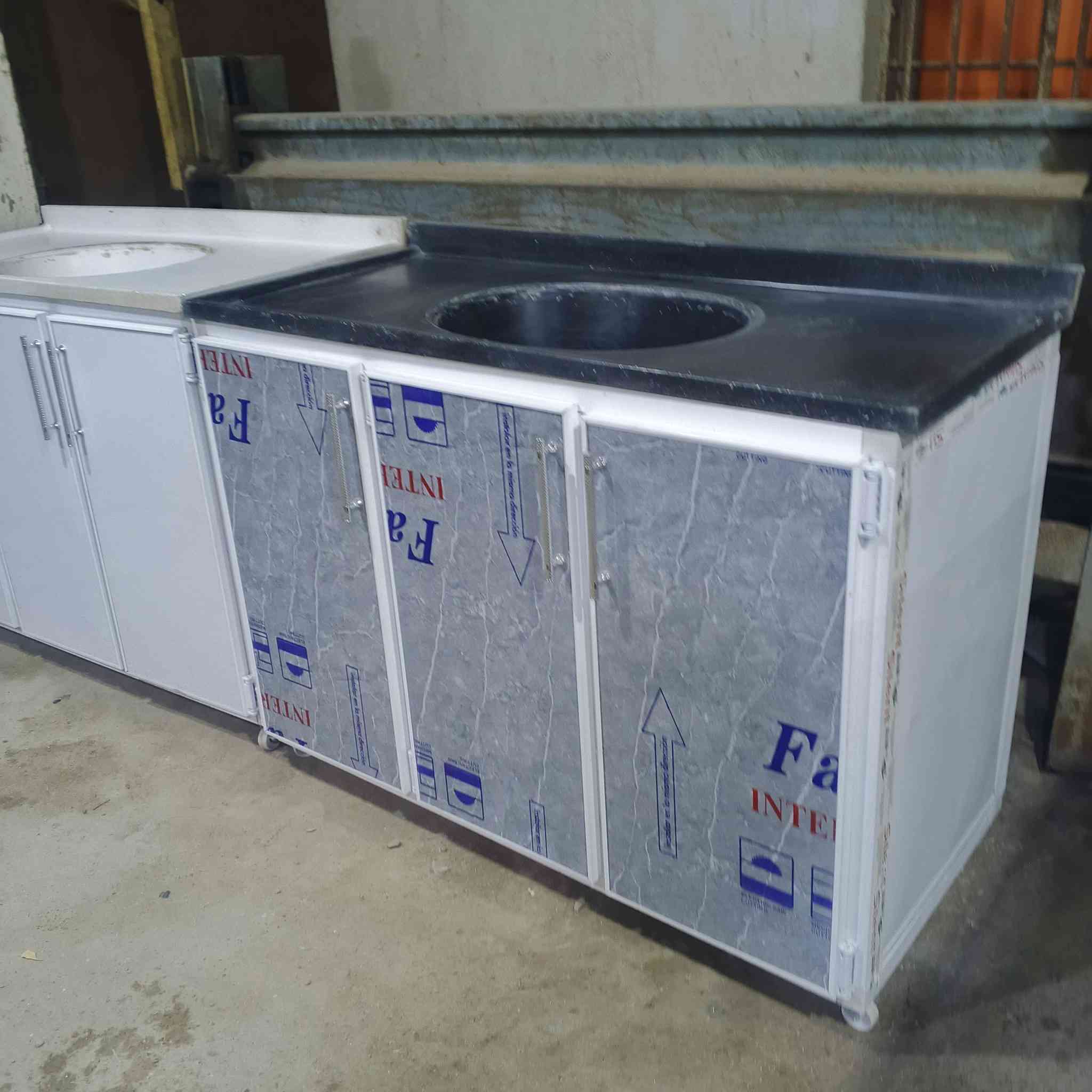 🌹 يالله يا رزاق 🌹
🔹سنك مرمر جديد متوفر طول 150م وا120م🔹
السعر 
سنك مرمر مترة ونص ✨١٥٠✨ بنل
سنك مترة وعشرين ✨١٢٥✨بنل  
 
📍 ميسان العماره حي الشهداء مقابل اسواق الكفيل نهاوند ⛳ 

📲📞***********

🗨️ يوجد لدينا جميع انواع الكاونترات الخشب والامنيوم وتفاصل تركي▪️
