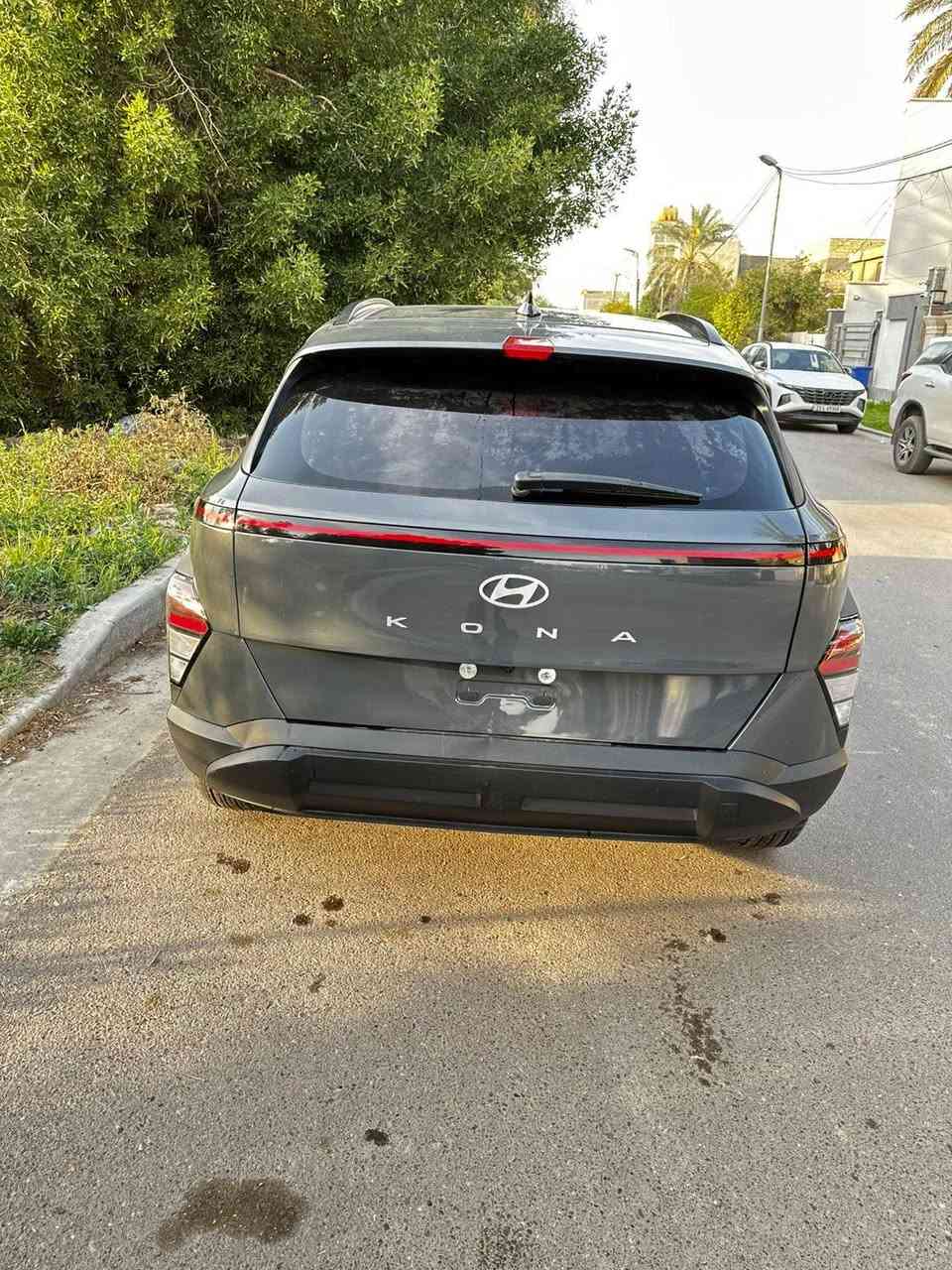 السلام عليكم كونا وارد امريكي 2025 دخول جديد بدون رقم محرك 2000 دوش  بدون ايرباك ممشاها 8mile ...
مواصفات رادارات 
توقف ذاتي 
تحكمات انظمه
 شاشه متصلة 
ويل كب كروم 
كاميرا
  كشن كهرباء
 هند بريك كهرباء
 تبريد خلفي امامي
  حادثها فقط البنيد مبدل اصلي نفس لون وبارد جاملغ خلفي وبارد بقبق جنطة شي قليل وصار تكحيل شوية بجاملغ خلفي..السعر ١٦٨ ورقة وبيه مجال كلش قليل مكانه بغداد الاعظمية الرقم ***********
