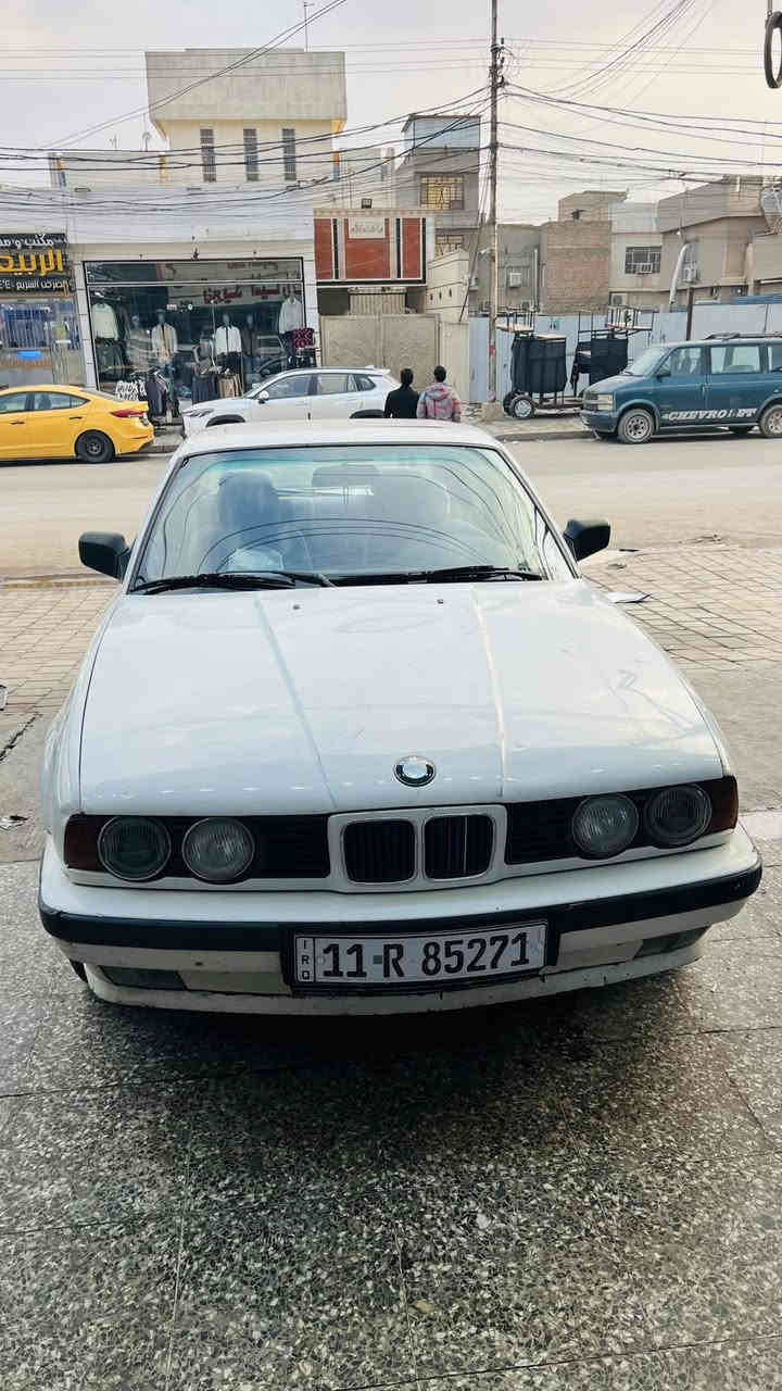 سلام عليكم 
بي ام موديل ١٩٩١  سياره مصبوغه كلهه 
جاهزه من كلشي 
مكينه وكير ففتي سلايت روف شغال تبريد شغال 
رقم بغداد انكليزي 
تحويل ثاني يوم مكان السياره  بغداد النعيريه 
السعر 42 
***********
