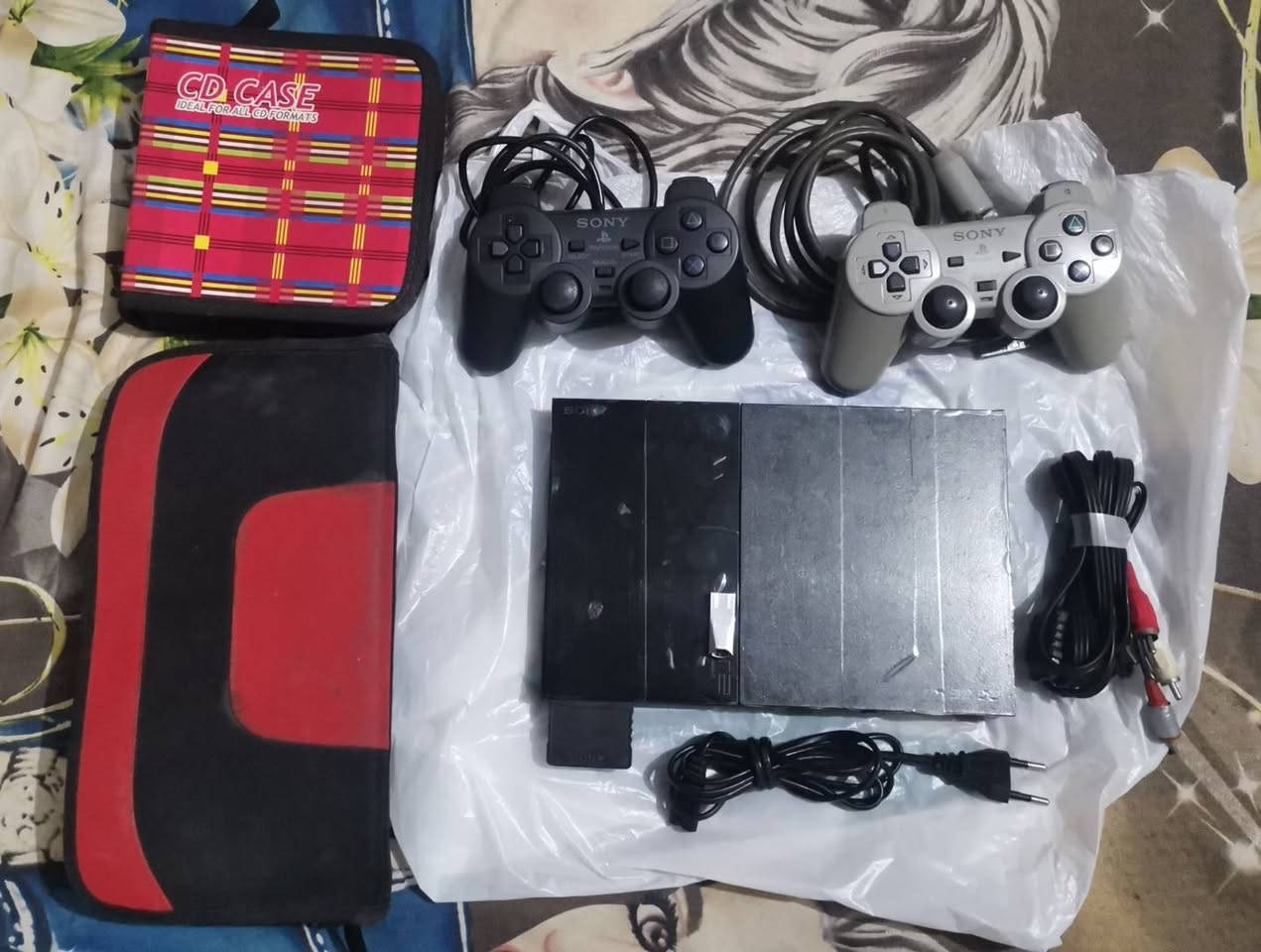 بلي 2 يشتغل فلاش واقراص كوبي العدسة مالتة جداً ممتازة كامل ملحقات وياه جوستك عدد 2 مال البلي 1 تشتغل بس الستارت واگف الثاني شغال وفلاش 16 گيگا و2 حافظات اقراص تقريبا 50 قرص اقل بس اغلبهن مو شغال كل هذا ب45 الف مع التوصيل


**إذا كنت صاحب هذا الإعلان وتريد حذفه لأي سبب، رجاءا أرسل رسالة إلى الدعم الفني**