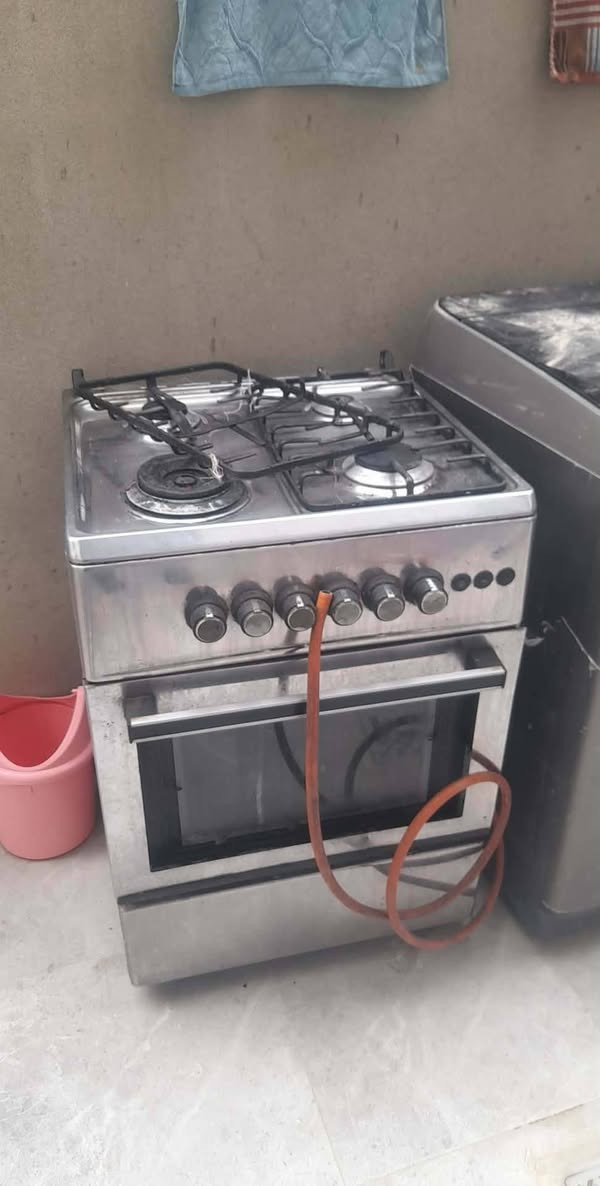 للبيع 
الغساله أوتوماتيك نضيف بس التنشيف واكف و يتصلح النوعيه وطنيه 13 كيلو  السعر 125 الف 
طباخ اربعة عيون نضيف و الفرن عاطل السعر 50 الف 
العنوان جانب الايسر منطقة حي البكر قرب مولدة الحديد للاستفسار خاص #الجميع #موصل #جميع #للبيع


**إذا كنت صاحب هذا الإعلان وتريد حذفه لأي سبب، رجاءا أرسل رسالة إلى الدعم الفني**