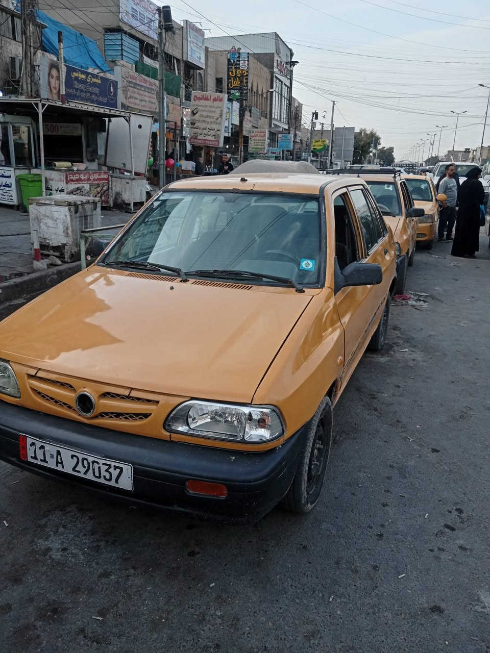 السلام عليكم سايبا 11 مصبورغه شواصي بلاديه بسمي مصفره كلشي محرك  بي تبخير فقط *********** وتساب رقم انكليزي 20 ورقه وبيه مجال البياع
