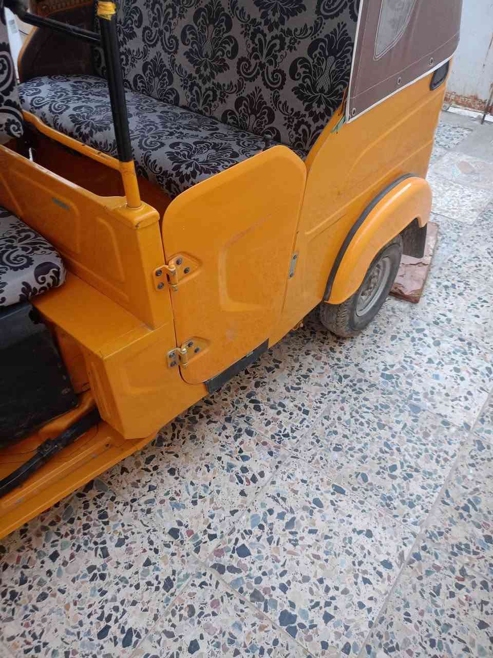 تكتك موديل 2021شهر الرابع حلوه ونظيفه معمره بس دوس عنوان بغداد جسر ديالى ***********
