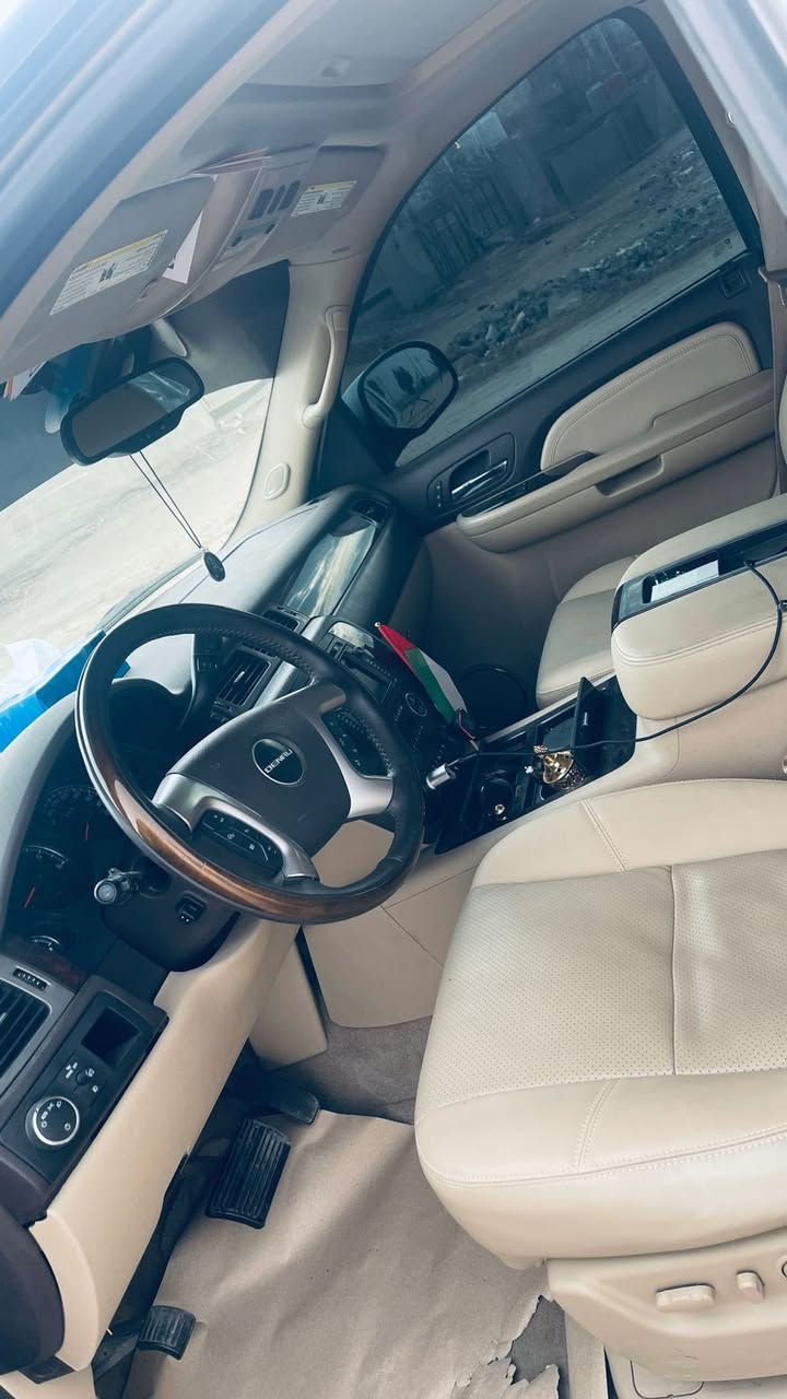 سلام عليكم يوكن 2011 ‏ وارد خليجي تخم تاير حدادي مكينة قير كله كفالة كفالة كل سيارة كفالة وبس شراي يطب عليها بدون زحمه سعر 125

***********
