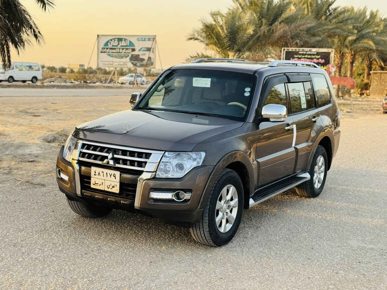 السلام عليكم 
للبيع باجيرو 2016 وارد خليجي رقم اربيل تحويل مباشر .
مكفوله كفاله عامه عدا شبر جراد خشم الجاملغ الامامي بدون فتح بدون اي ضرر .
السياره فول مواصفات عدا الفتحه.
انظمه فور ويل & جلد & شاشه وكاميرا& 7 راكب& 3 قطع تبريد ....الخ 
السعر /169$ بيه مجال كلش بسيط 
***********
مكان /بابل
