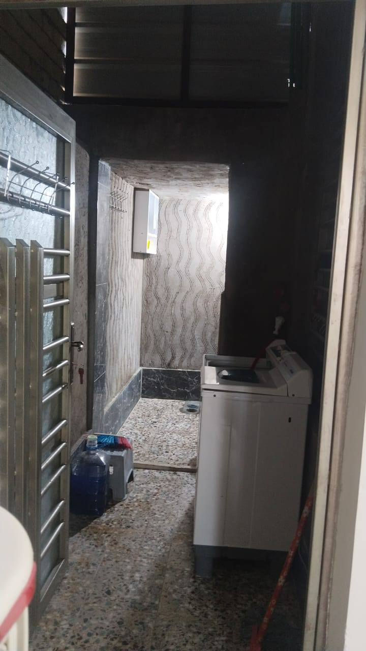 دار للبيع زراعي سند 25 اقرار محكمه مشمول بقرار الطابو  المساحة 75 متر  النجف الاشرف كوفه علوة  الفحل /شارع  القاعه . يحتوي على  غرفه  وصاله  واستقبال ومطبخ  وصحيات  مابي بيتونه  بناء اساس صب  السقف صب  بناء طابوق  بناء درجه اولى 
السعر 40 مع المجال 
للاستفسار الاتصال   على الرقم 
***********
