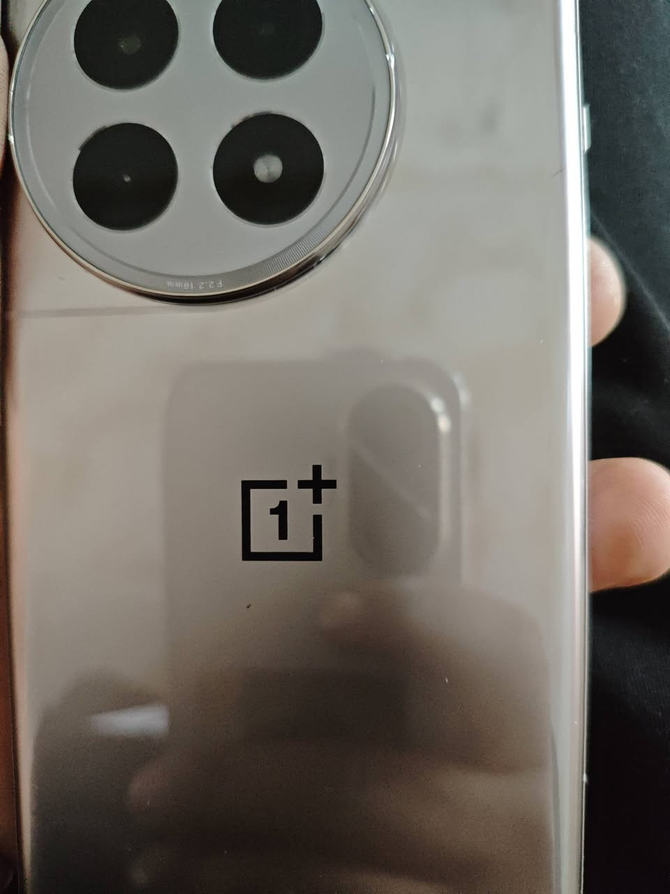 السلام عليكم
ريدمي نوت 13 برو 4g الجهاز نقصه فقط شاشه كارتونه وشاحنه موجودة للبيع 
one plus ace 3 pro 
الجهاز مكفول من الشخط كامل ملحقات ذاكرة 256/12
للبيع او مراوس 
مكاني بغداد


**إذا كنت صاحب هذا الإعلان وتريد حذفه لأي سبب، رجاءا أرسل رسالة إلى الدعم الفني**