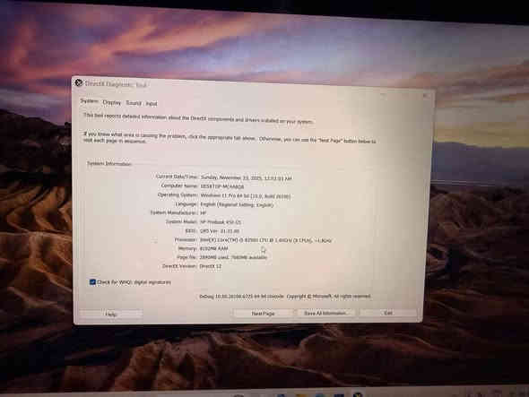 السلام عليكم لابتوب نوع hp core i 5 
للبيع الموصفات موجودة بالصور 
السعز ٣٠٠ الف 
الحاسبة نظيفة وممستعمله هواي 
الاتصال على الرقم 
***********
