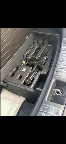 سورنتو موديل 2023 ( خـليـجـي )

٦ سلند فول مواصفات بانوراما

كير ماوس

ويل ١٩ 

شاشه متصل كاربلاي

اوتو هولد

اوتو ستوب

شحن لاسلكي

ترحيب مري ولايتات

فول تحكم ستيرن

كامره خلفيه

حساسات امامي خلفي

مري شفط

بصمه ابواب وتشغيل

جنطه شفط كهرباء

كراسي كهرباء

4وضعيات قياده

لايت LED امامي خلفي

دشبول الكتروني

كفاله عامه من الصبغ والبارد فقط طخه بالصندوك 3اصابع وبالجاملغ اصبعين 

ماشيه 49الف     السعر 295 وبيها مجال 

رقم اربيل الجديد وهزه وفحص جدد تحويل مباشر 

رقم *********** بغداد
