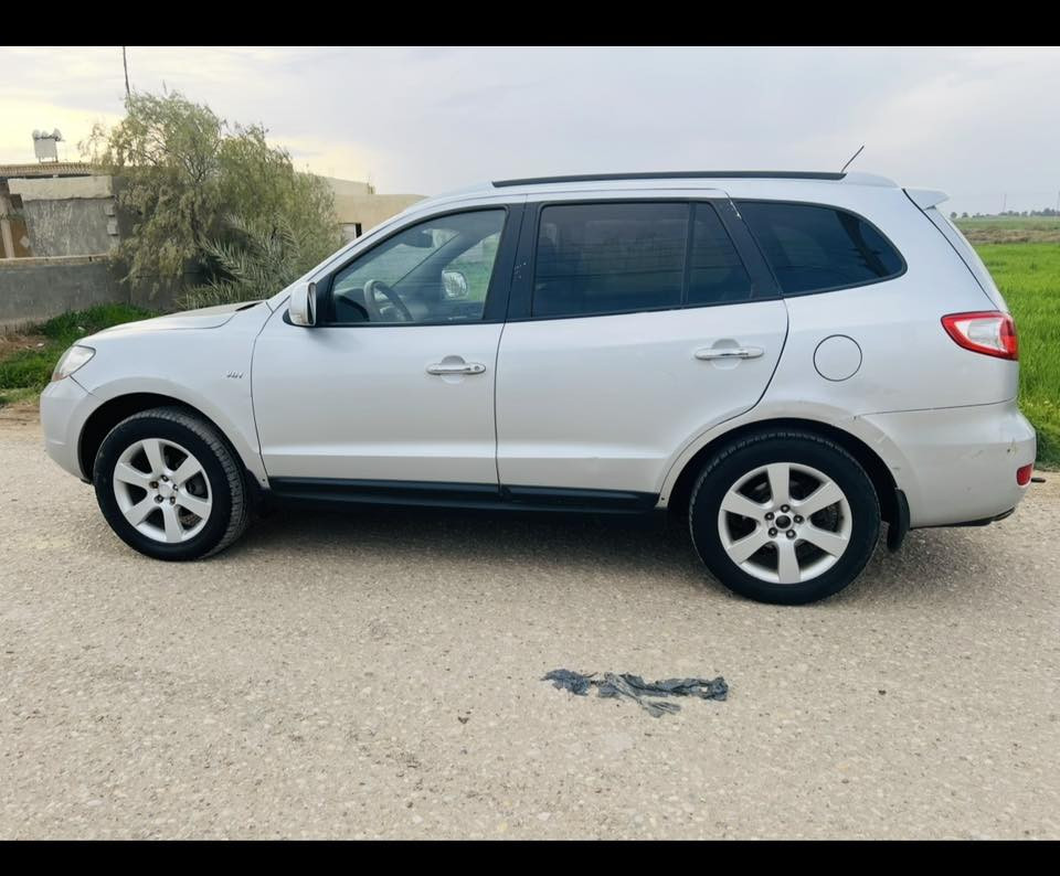 سنتافيا 11 دخول جديد كارتون كصه جنطة 
مكينه وكير سوبر كفاله متوم ارقام وسنويه طبق الاصل إنكليزي حداديه 100/100 تخم تاير جديد تبريد ثلج تحكم  جهيتين كامره شاشه دواخل خلد كشنات كهربائيه منظومه زنون كهربائيات كله شغاله 
اله حصة كاز بكل المحافظات 
سياره جاهزه للاخير 
السعر 45وبيه مجال 
مكان الشطره ***********
