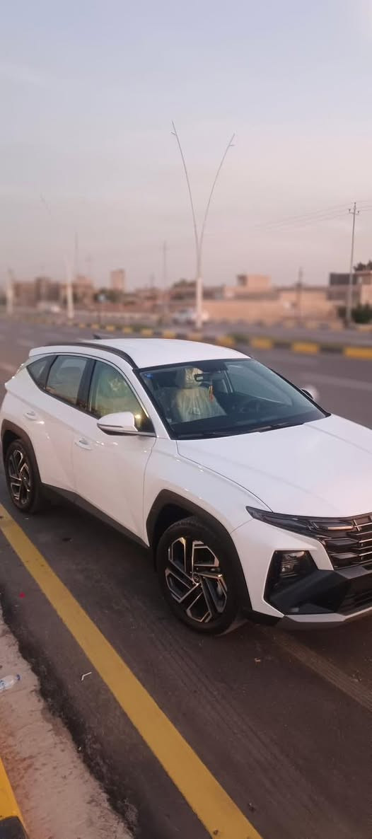 اليكم التفاصيل الآتية:
• خليجي
• زيرو
• الموديل 2026
• سعة المحرك 2.0L
• مرتبط بناقل حركة أوتو 6 نمر
• يبلغ عزم الدوران 192 نيوتن/متر

• حساسات أمامية
• حساسات خلفية
• لايت زينون + LED
• كشافات
LED بك لايت •
• جنطة كهرباء !
• مفتاح التشغيل بصمة
• تشغيل عن بعد
• دشبول شاشة متصل !
(Apple Car play - Android Auto) شاشة O
• كاميرا دوارة
• حركة المقاعد الأمامية كهرباء
• داخل مخمل بيجي
• تتسع المقصورة ل 5 ركاب
Cruise مثبت السرعة 0
• المودات والأوامر الصوتية
Drive Mode أوضاع القيادة O
• فحص ، أنظمة السارة

مقو  جلد حياكة
• قطعتين تبريد
• هاند بريك بصمة
• اشارة في المرايا الجانبية
• ويل كب 19
• 4 دسك
• اريل نفكيتر
ABS O
Auto Hold - أوتو هولد O
ISOFEX - ايزوفكس0
• نظام مانع الانزلاق
• نظام نزول المنحدرات
0 منفذ الطاقة 12v
Bluetooth - USB - Type C O
Wairlees شاحن هاتف 0
• ماسحة خلفية
• بردات أبواب خلفية
• بردة خلفية
• قبضات أبواب من الألمنيوم
• تطعيم الدواخل ألمنيو.    التواصل 0783750288  
عدد 14الف
السعر خاص وحصري &


**إذا كنت صاحب هذا الإعلان وتريد حذفه لأي سبب، رجاءا أرسل رسالة إلى الدعم الفني**