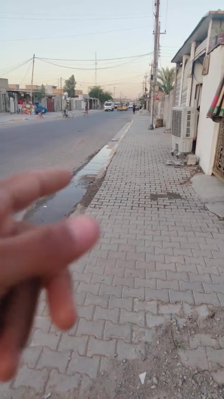 قطعة ارض للبيع
المعامل حي النصر حي الرباب (شارع البحيره ) 

موقع كلش حلو ومرتب 
تبعد عن شارع الرءيسي (200 م)

المساحة 250

السعر 50 وبيهه مجال تواصل وتدلل

رقم الهاتف *********** متوفر واتساب
