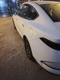 كن بلاس كفاله سياره ماشيه ٤٠٠٠ داخل ابيض رقم بغداد ١٩١٠٠ سياره وضع شرك...
