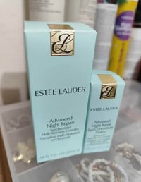 طقم نايت ريبير • مستحضرات تجميل • أربيل