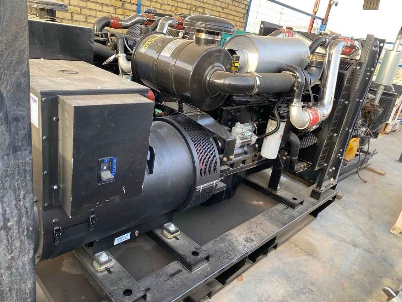 السلام عليكم
بفضل الله تم وصول مولدات 

نوع كمنز 6 سلندر 

24/114ولف 

250KAV نحاس %100 

وكمنز 6اسلندر 

102

                                                                  نحاس % 100 150KAV 

ضمان الحمل شرط الشغل والظمان 

خصم في الاسعار الى زبائنا الكرام 

العنوان بابل شوملي 

***********

***********
