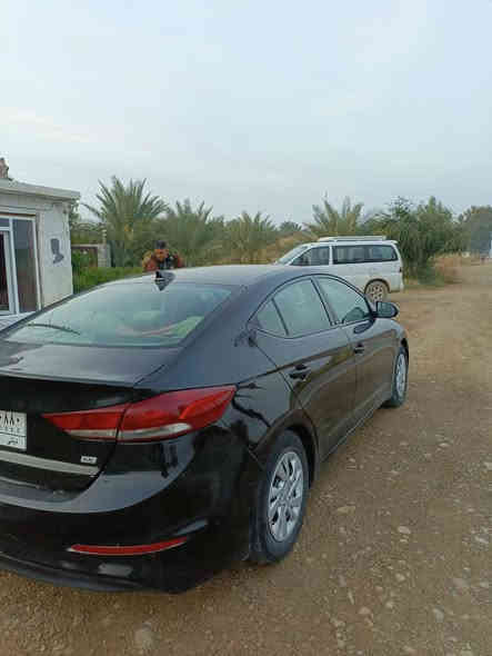 النترا وارد امريكي  ٢٠١٨ الضرار خلفي بدون تبديل فقط صبغ الجنطه وروس الجامرلغات الخلفيات بدون دواخل فقط صبغ سياره كلش نظيفه ومابيها أي نقص السياره بيها منظومة غاز السعر ١٢٨ وبيها مجال بسيط *********** مكان السياره بلدروز
