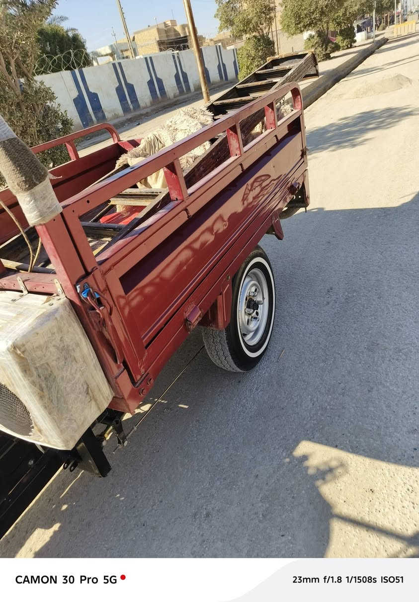 سلاام عليكم ستوته دايوان مديل 2013رقم او سنويه رقم ابيض. ستوته حلوه مامتعوبه. محرك جديد مامفتوح. كهربائيات كلها شغاله غراض كله جديد مكاني سوق الشيوخ. السعر خاص رقم الهاتف ***********
