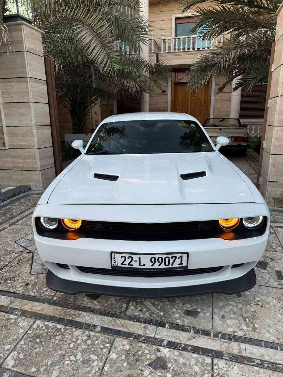 السلام عليكم ⭐
. دوج جالنجر موديل 2022 بدون ايرباك
. وارد أمريكي حادث خفيف
.ممشى السيارة 75mi
.مواصفات sxt
. بصمة + بصمة ابواب
. تشغيل عن بعد
. شاشة كبيرة
.شفتات ستيرن
. سستم صوت الباين مع دمام بالصندوك
. تحكم ستيرن
. كاميرة خلفية
. مانع انزلاق
. السيارة جديدة وجاهزة من جميع النواحي
. مكان السيارة بغداد
للتواصل ***********
