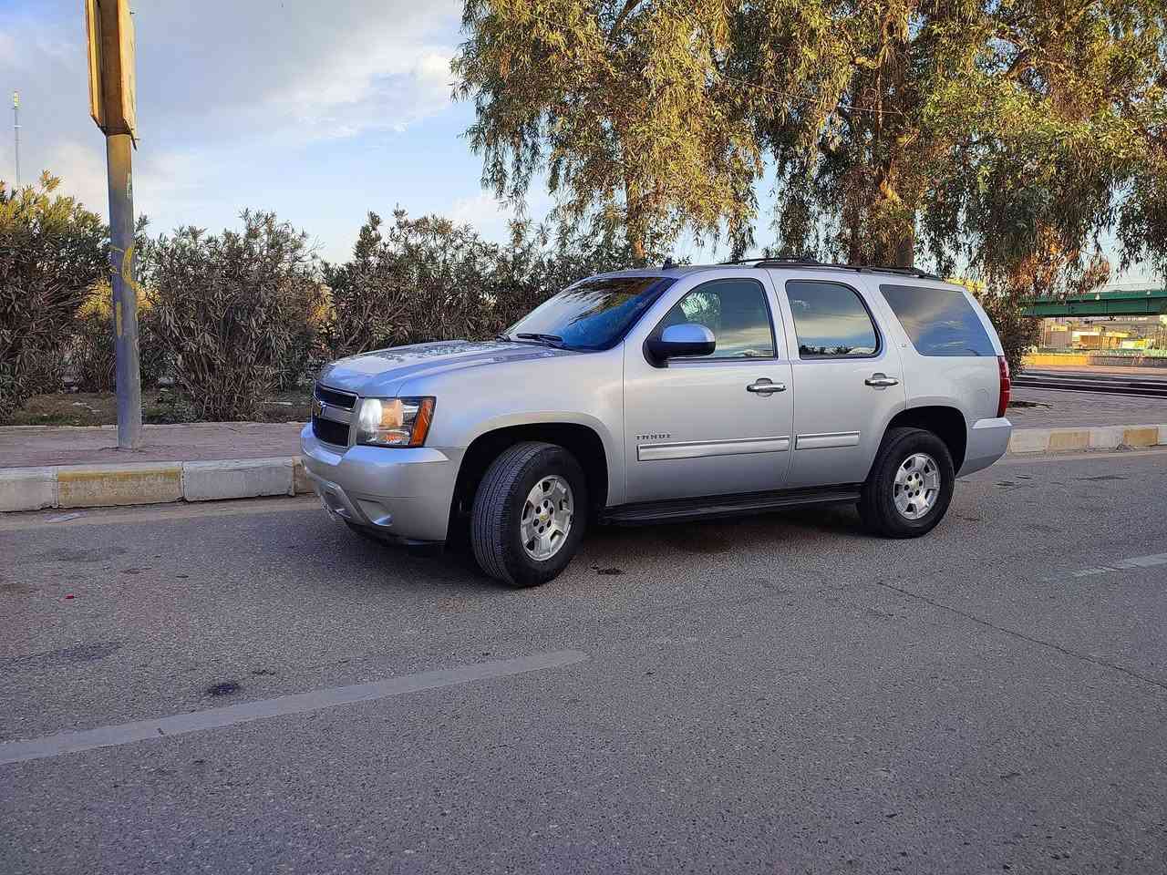 تاهو ادوات ادوات 2013
السيارة جاهزة 
بيها نص جاملغ صبغ فقط 
السيارة مكفولة من الگص والسرقة والانتربول والعشاير
للاستفسار الاتصال على الرقمين
***********
***********
