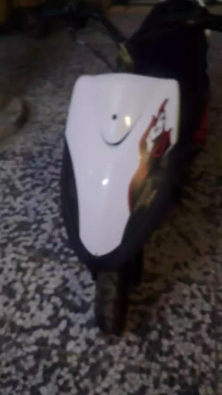 السلام عليكم دراجه ماكس للبيع عدله دراجه حلوه خير من الله والمكان واسط الصويره والاستس على هذا الرقم ***********
