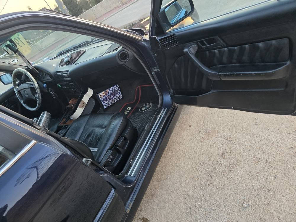 بيئيم موديل 1993
***********
***********
فؤل مؤاسه فات حه جم 525 بيلاد كيرئؤتؤماتيك مه كينه كه بس ديجيتال ته بريد ساردؤ كه رمي مه سبؤت سلايد ABSكؤشن جلد كؤشن كاره با شه ش كه له ناؤ فؤرميكا ده بل ئيرباك بيش بان لايد سينؤن مه ركه زي و كؤنترؤل جؤارتايه ؤيلي مؤشه به كي لؤ ك بؤ به سراؤه جؤارجام كاره با ئاؤينه كاره با كيج ئه لقه ئارم بلاستيكي سليماني به شه رتي ئه ؤه ليات سه ياره كه قرجيشي نيه بيشؤي دؤاي كه بسه نمؤنه يه له جؤاني له سليمانيم نرخ (48)كه لاؤ كه ميك مؤعامه له به س بؤ فرؤشتنه كؤرينه ؤه ناكه م 
*********** السليمانية, العراق
