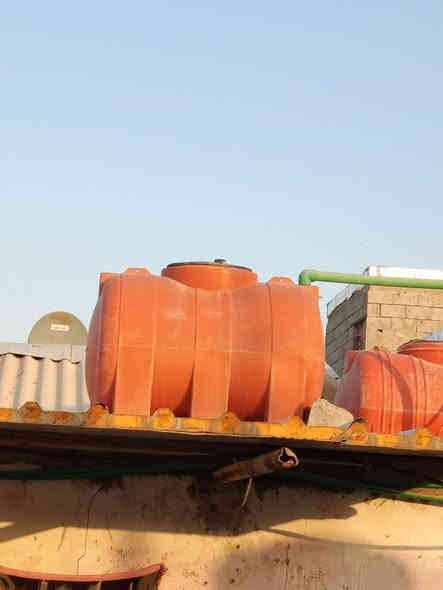 عندي براميل اثنين  واحد طن والثاني نص طن اصليات منصوبات للبيع سعرهن اثنينهن ١٠٠الف قفل مكاني بصره زبير حي الاسرى قرب حسينية عبد الله الرضيع ع رقمي ***********
