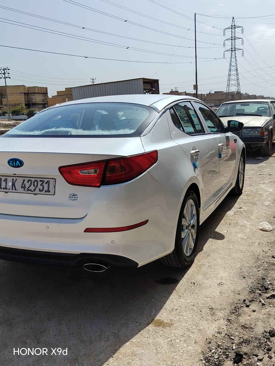 سلام عليكم سياره وبتيما للبيع موديل 15 خليجي كفاله عامه سياره جاهزه اي نقص ما بيها  تخم تاير حداديه تبريد سياره نص فول محرك 2000 دوش لايت زنون عالي ناصي حساس امامي خلفي رادارات شاشه سياره جاهزه رقم بغداد انكليزي  سنويه جديده سنه 2031 سياره بس للبيع مكان الناصريه المركز السعر 165 وبيها مجال قليل  رقم التليفون للاستفسار ***********
