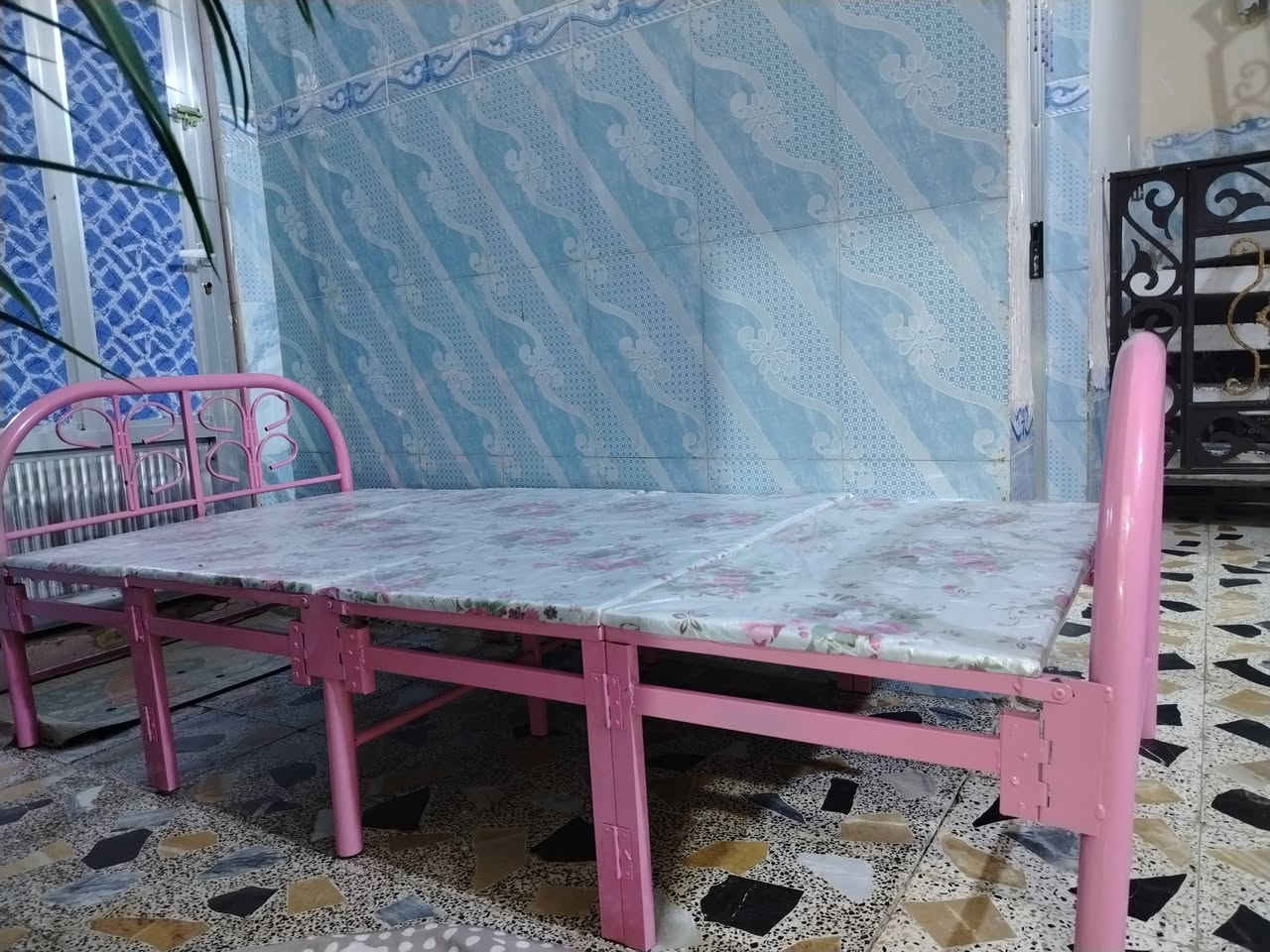 للبيع: چرباية أم النفر، جديدة استعمال أسبوعين فقط، بحالة ممتازة.
💰 السعر: 75 ألف دينار، وقابل للتفاوض. 📍 العنوان: الناصرية – المركز. 📞 للاستفسار: ***********.
