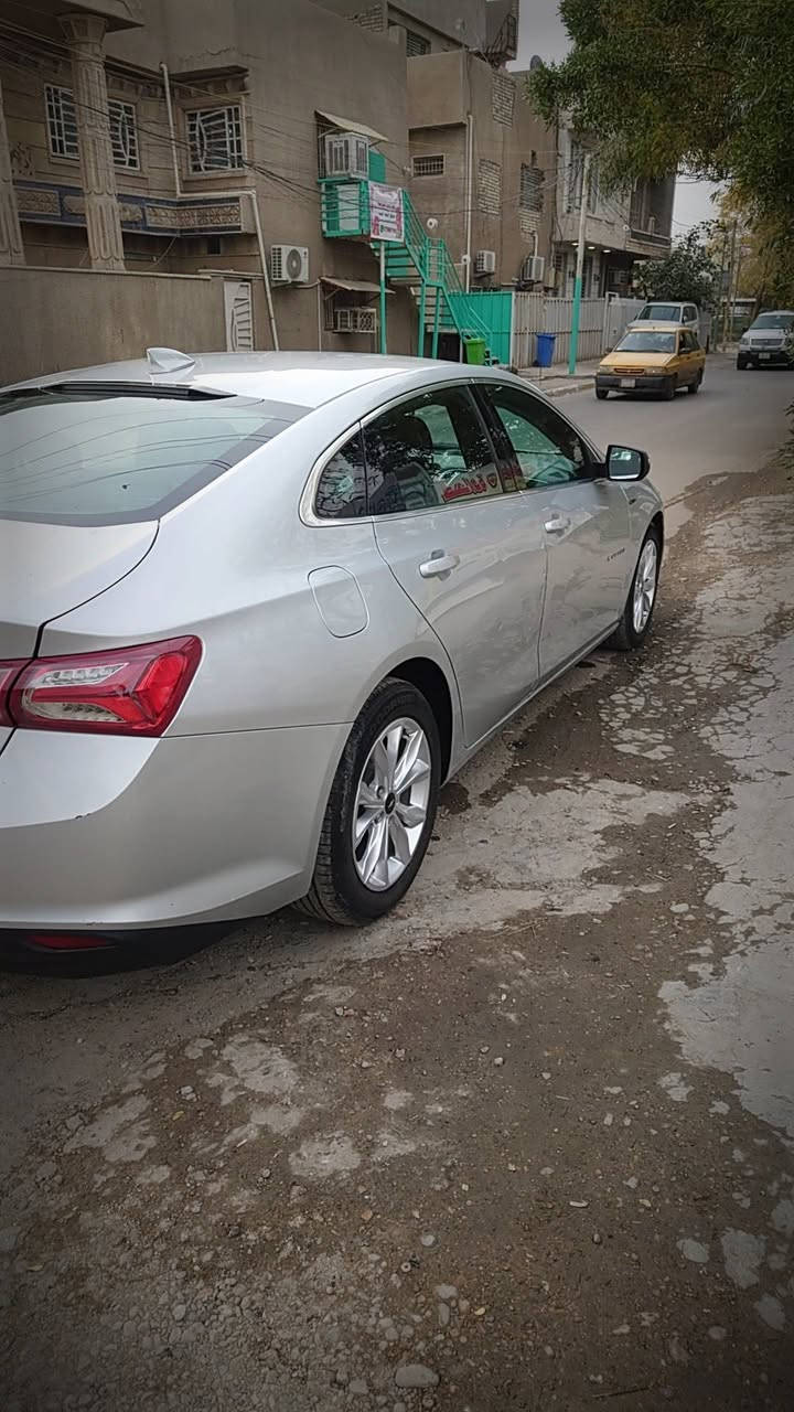 السلام عليكم
ماليبو 2020 
كلين بيهاباردات سياره حلوه خير من الله 
مكينه كير تخم تاير 
السعر 120 وبيها مجال الشراي 
الاتصال على صاحب السيارة
اني مكلف بل نشر 

***********
