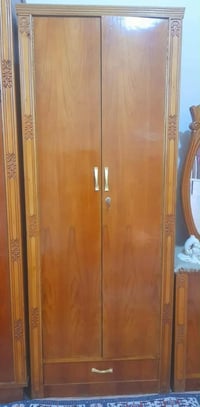 غرفه اخشاب • عراقيه • نضيفه